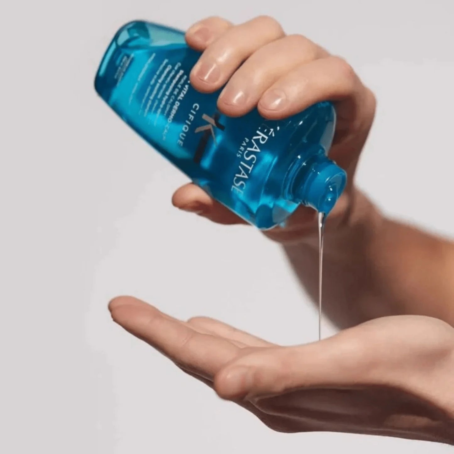 Bain Vital Dermo-Calm Shampoing anti-démangeaisons 500 ml Spécifique - Kérastase